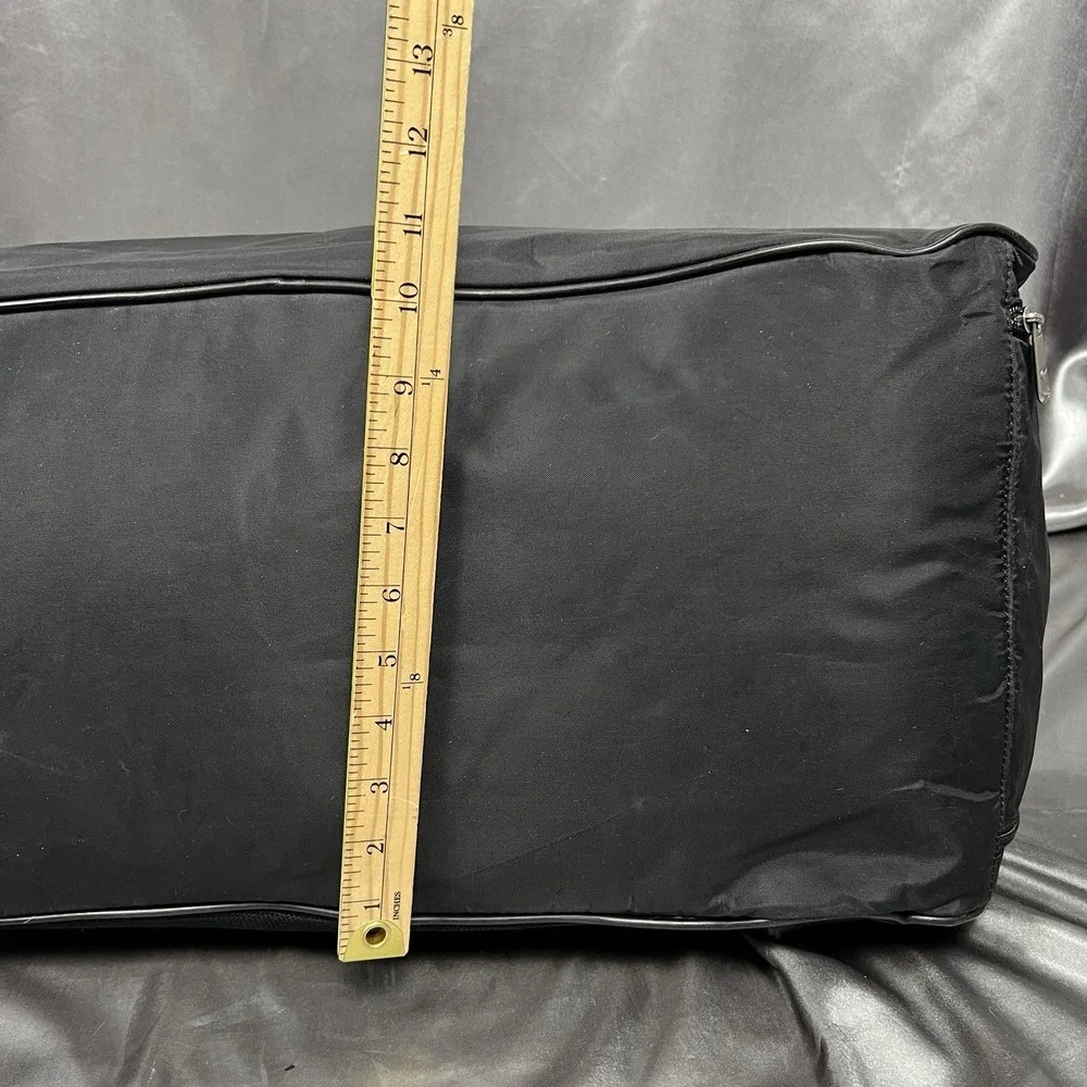 Nike Elite Duffel Bag Black Mesh Pocket BA0037-001 Vintage 2008 Sport Gym 20